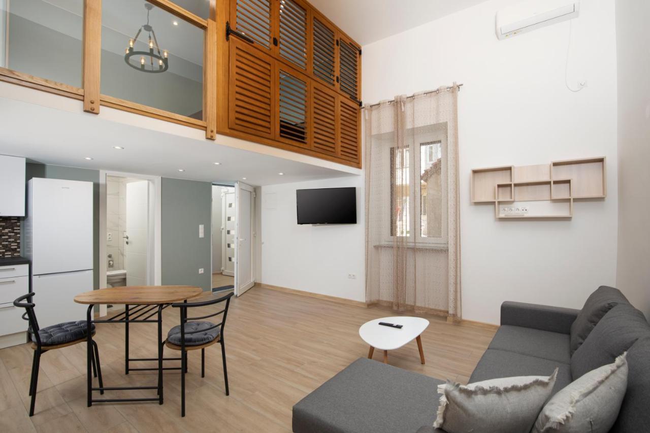 Centar City Pula Apartments Exterior photo